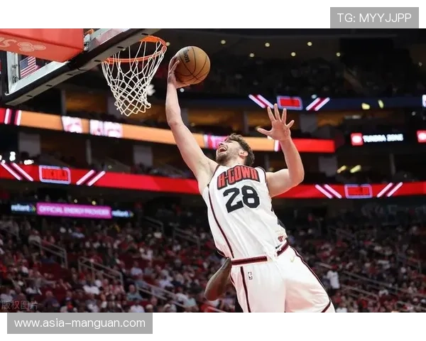 巴洛10前场篮板创队史纪录，76人内线轮换深度凸显